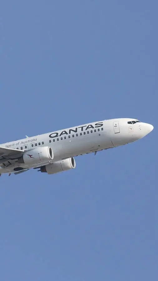 ai character: Qantas 737 background