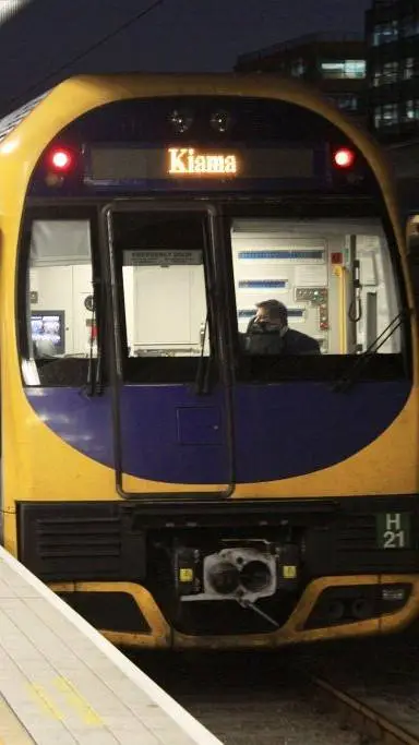 ai character: H set background