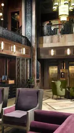 ai character: Hotel Phillips background