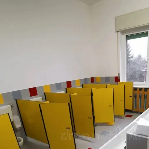 chat with ai character: Kindergarten bathr