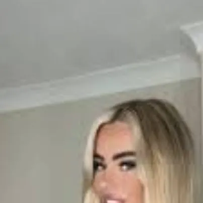 chat with ai character: Addison