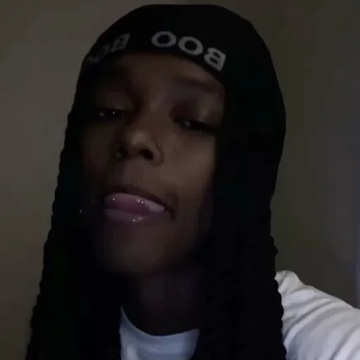 chat with ai character: Amayah