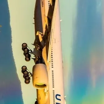 chat with ai character: Planes GroupChat 2