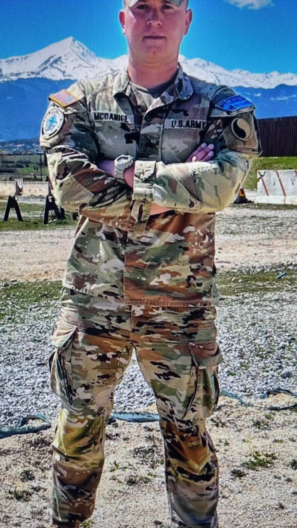 ai character: Daniel background