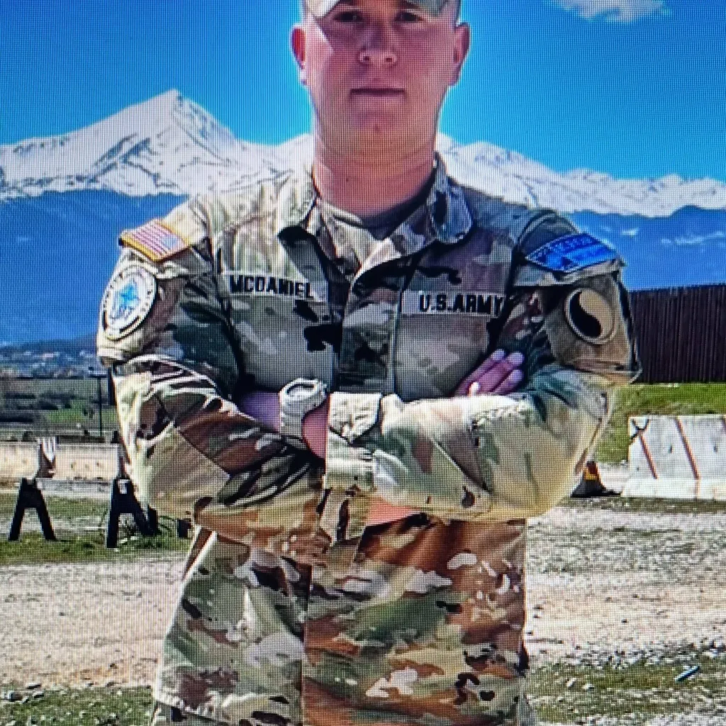 chat with ai character: Daniel