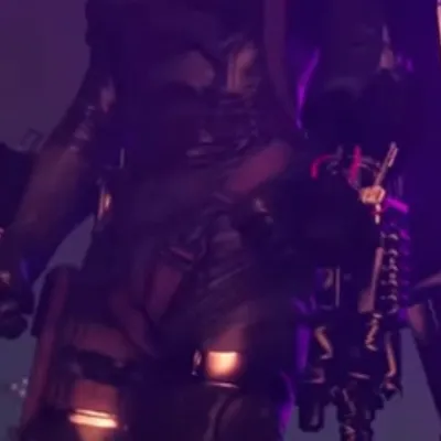 chat with ai character: Tri Titan Woman(AU