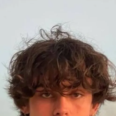 chat with ai character: Colton