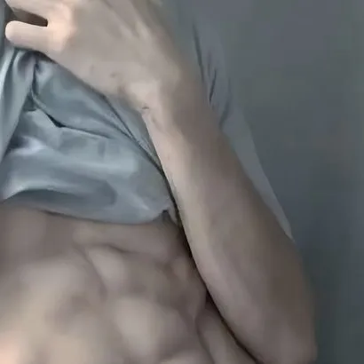 chat with ai character: Collin