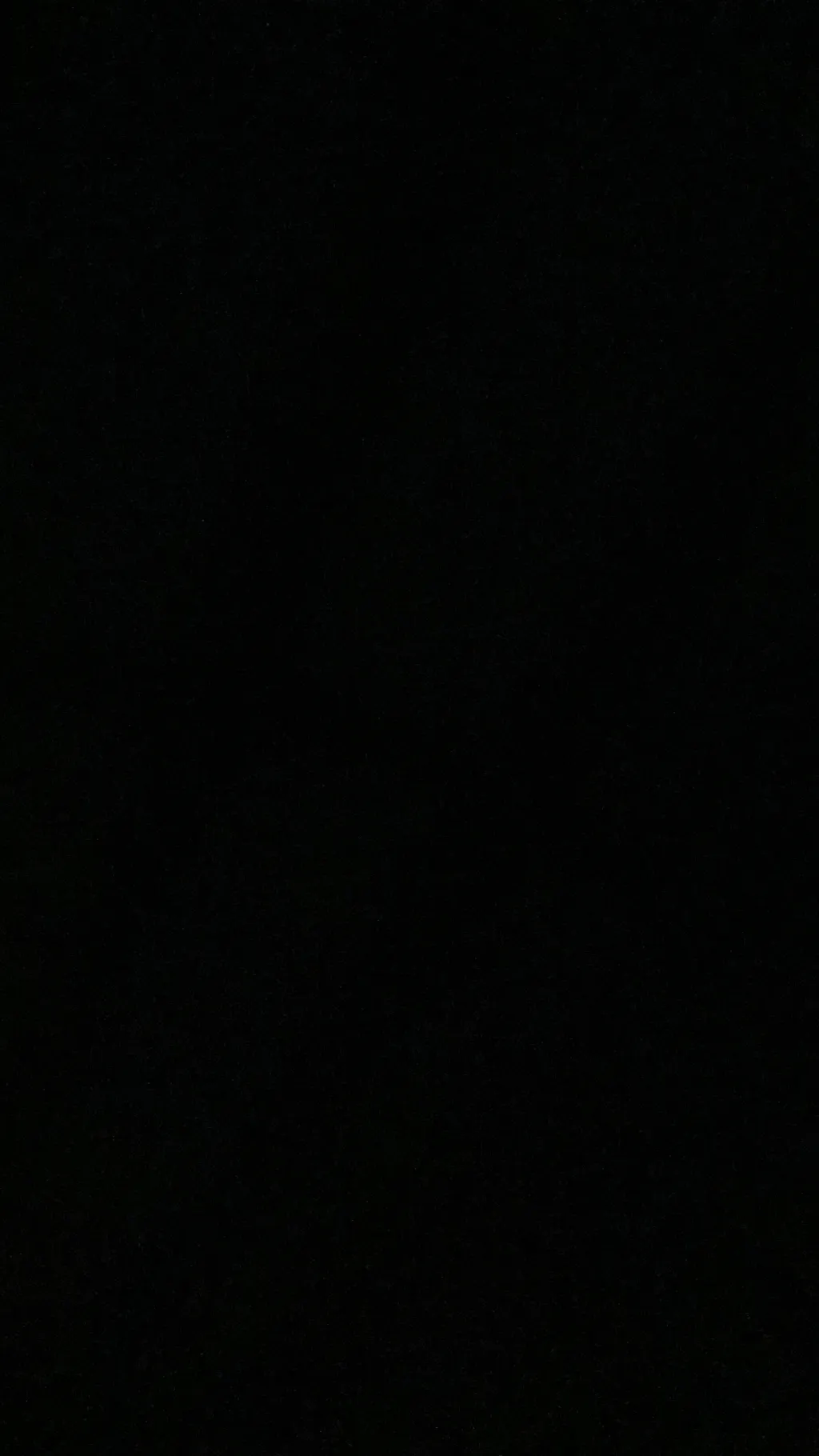 ai character: 𝓠𝓤𝓔𝓔𝓝 background