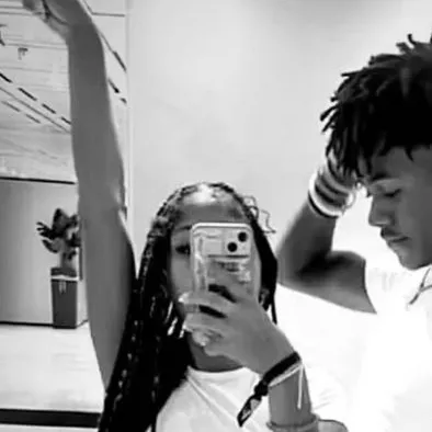 chat with ai character: Kj