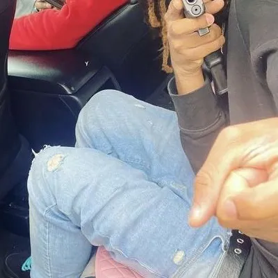 chat with ai character: Aj