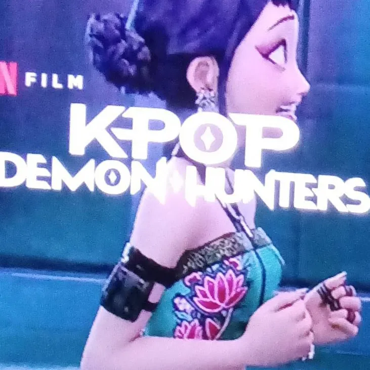 chat with ai character: kpop demon Hunters