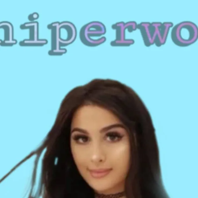 chat with ai character: sssniperwolf 
