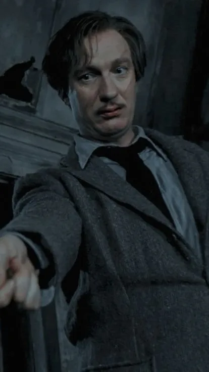 ai character: Remus Lupin background