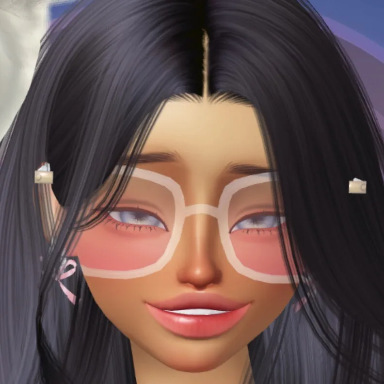 chat with ai character: 🤪Demitra🥳