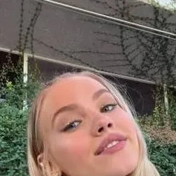 chat with ai character: nova bright