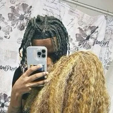 chat with ai character: Da'marion .