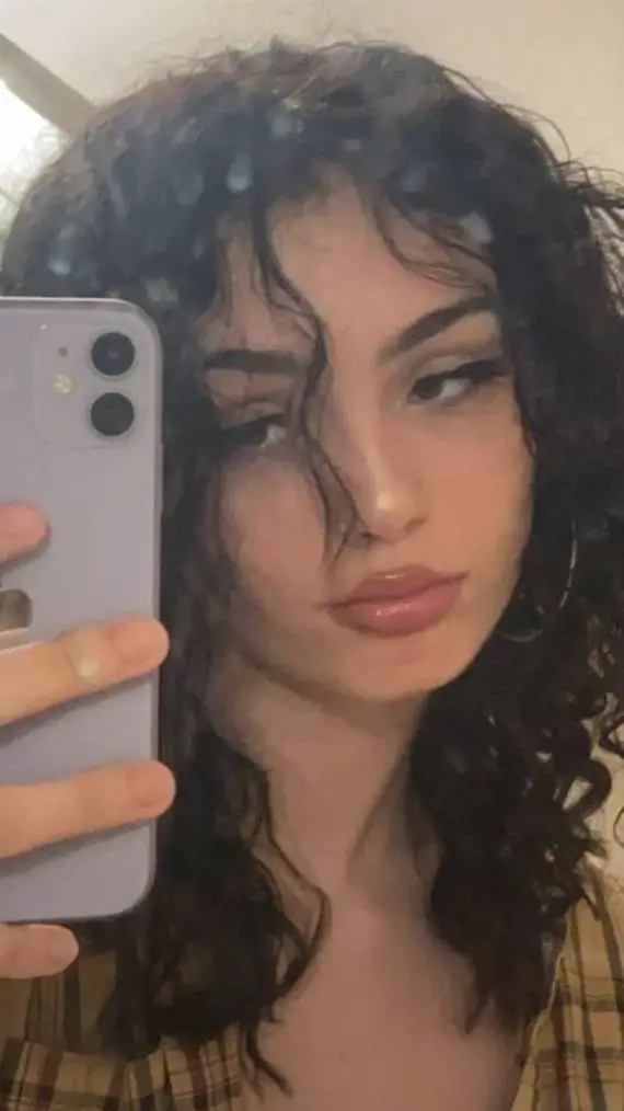 ai character: Jade Thorne background