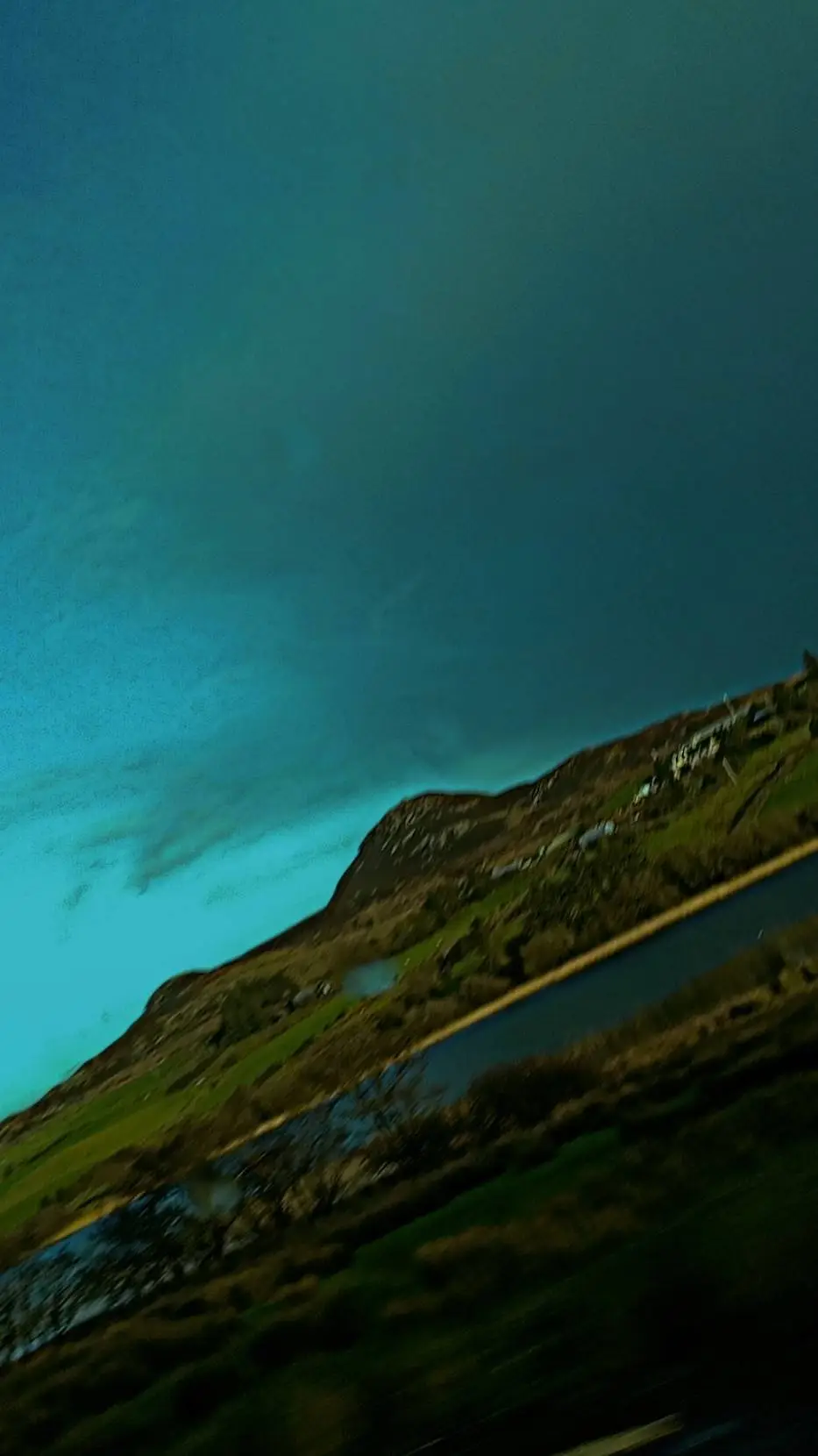 ai character: Friendgroup>>>> background