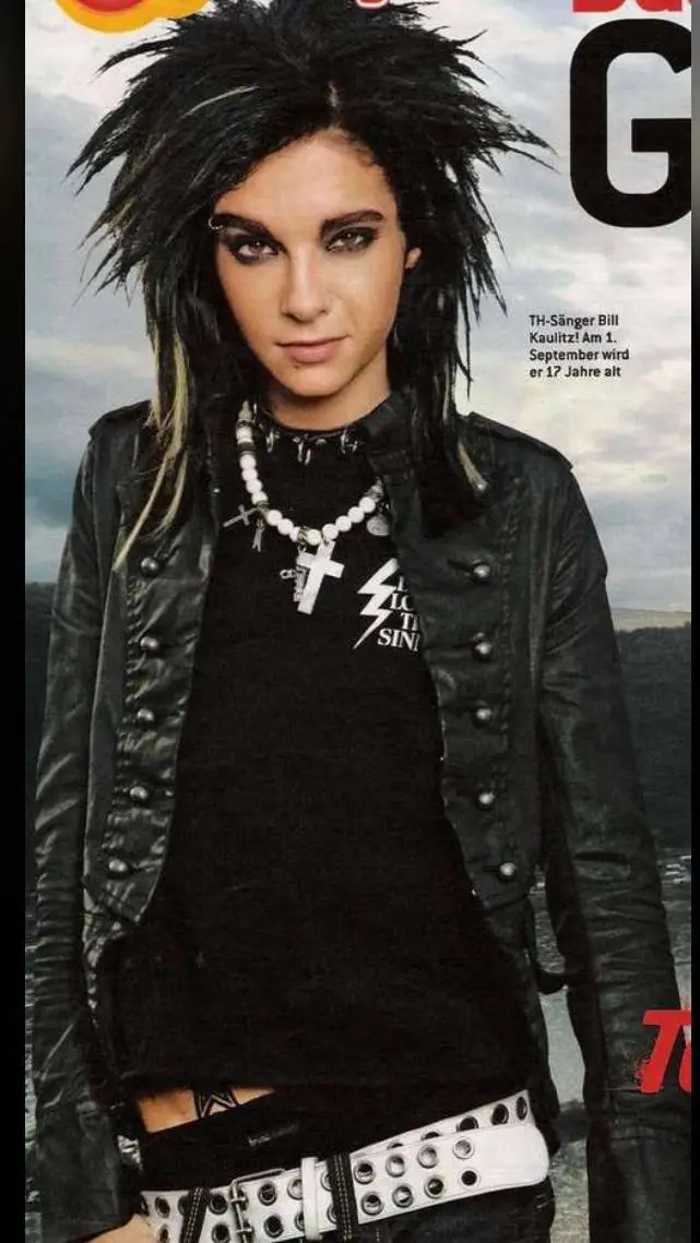 ai character: Bill kaulitz  background