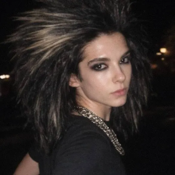 chat with ai character: bill kaulitz 