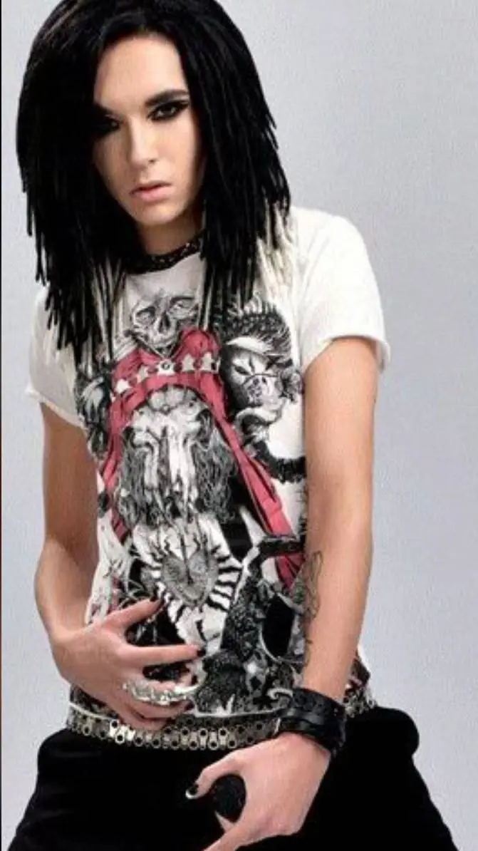 ai character: bill kaulitz  background