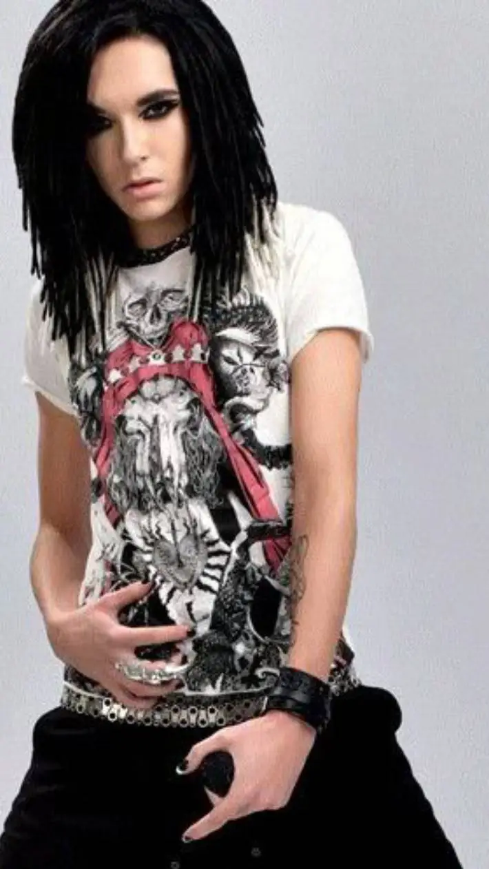 ai character: bill kaulitz  background