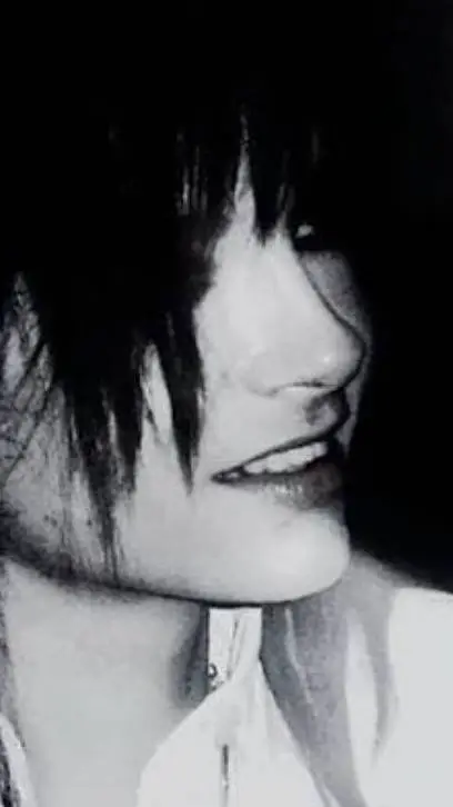 ai character: Bill kaulitz  background