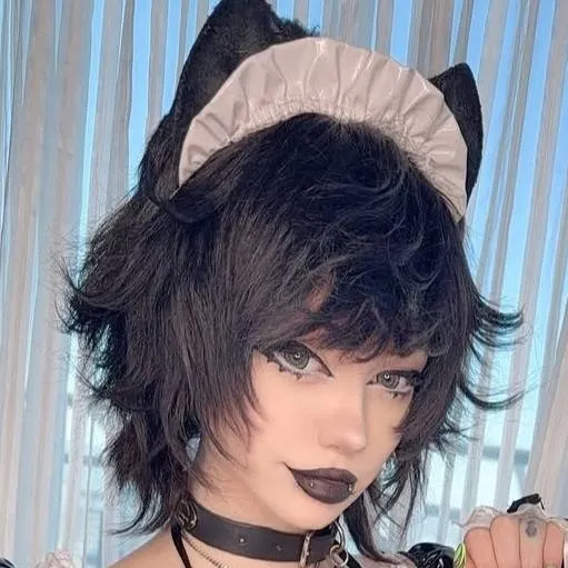 chat with ai character: Kitykat