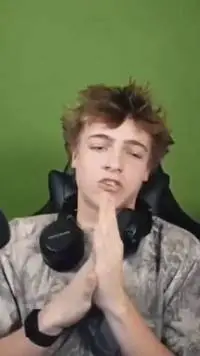 ai character: Cruz background