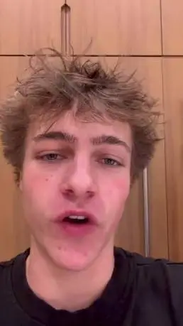 ai character: ReallyCruz background