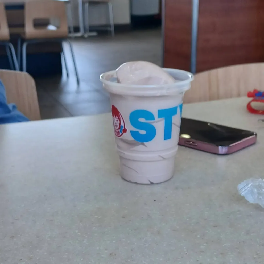 chat with ai character: sprinkle 