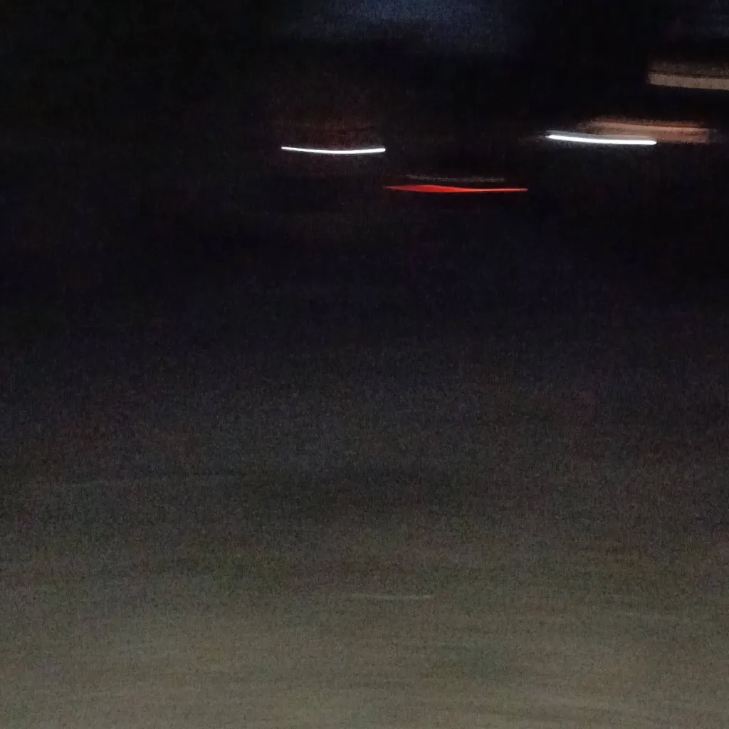 chat with ai character: Vivian Jlu 