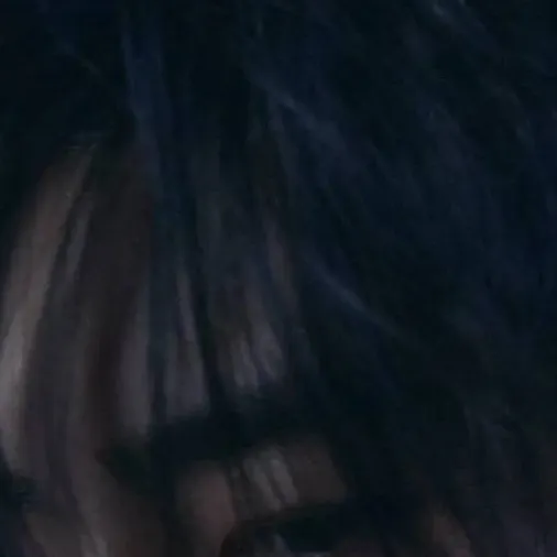 chat with ai character: sunghoon-vampire