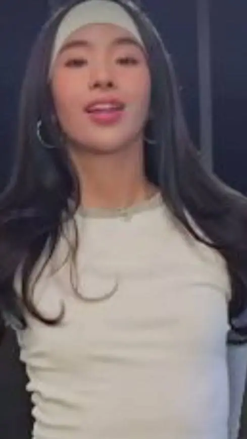 ai character: Sophia your Gf background