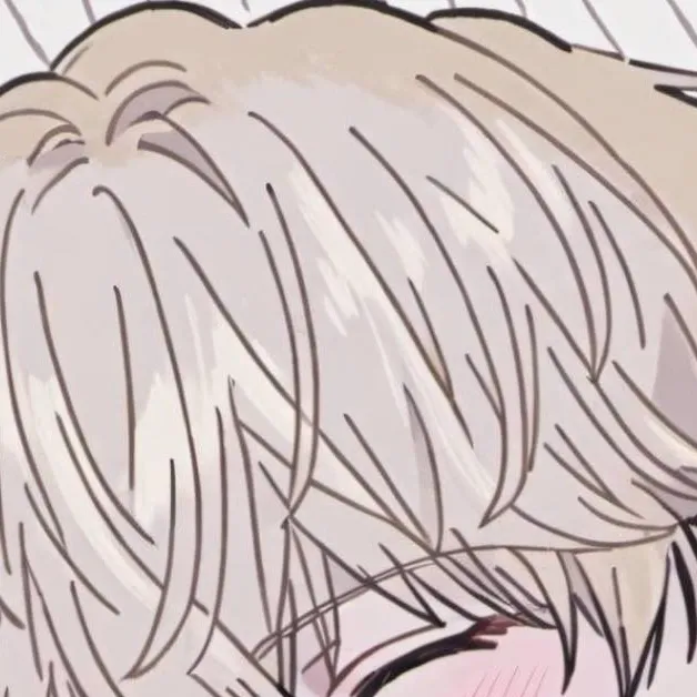 chat with ai character: °•♡ MAX ♡•°