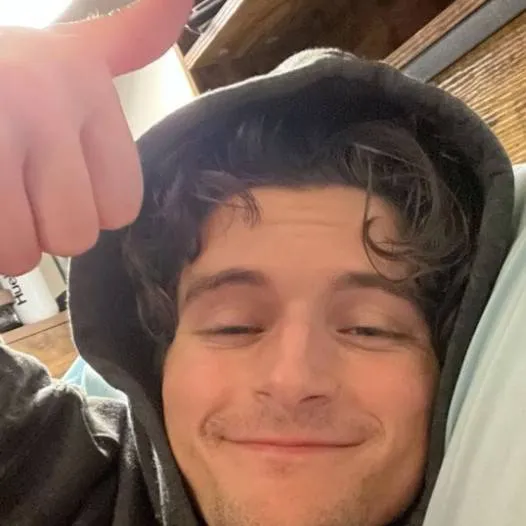 chat with ai character: blake roman