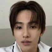 chat with ai character: SEONGHYEON 