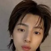 chat with ai character: JUHOON 