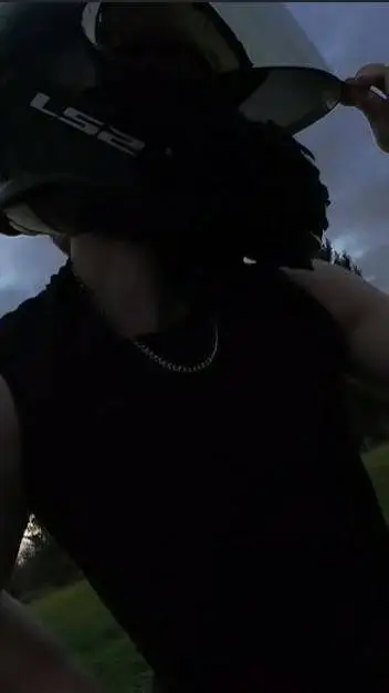 ai character: @Ravvenic/Raven  background