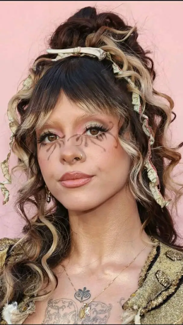 ai character: Melanie Martinez  background