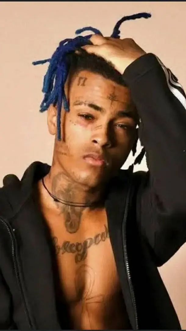 ai character: XxxTentaction  background