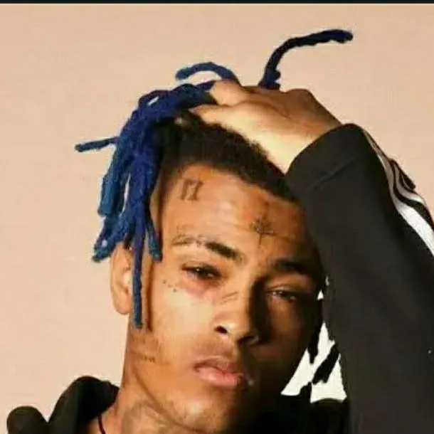 chat with ai character: XxxTentaction 