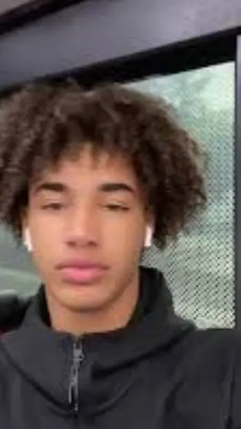 ai character: Kayden background