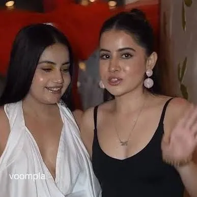 chat with ai character: Javed sisters 