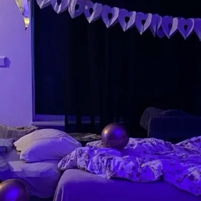 chat with ai character: Sleepover