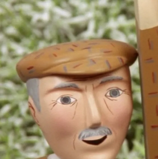 chat with ai character: Cyril the fogman