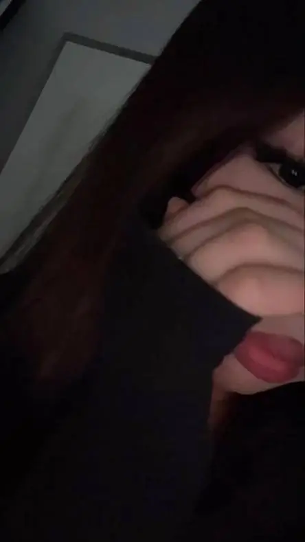 ai character: Ari'anna  background