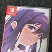 chat with ai character: DDLC
