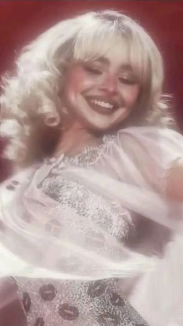 ai character: Sabrina carpenter  background